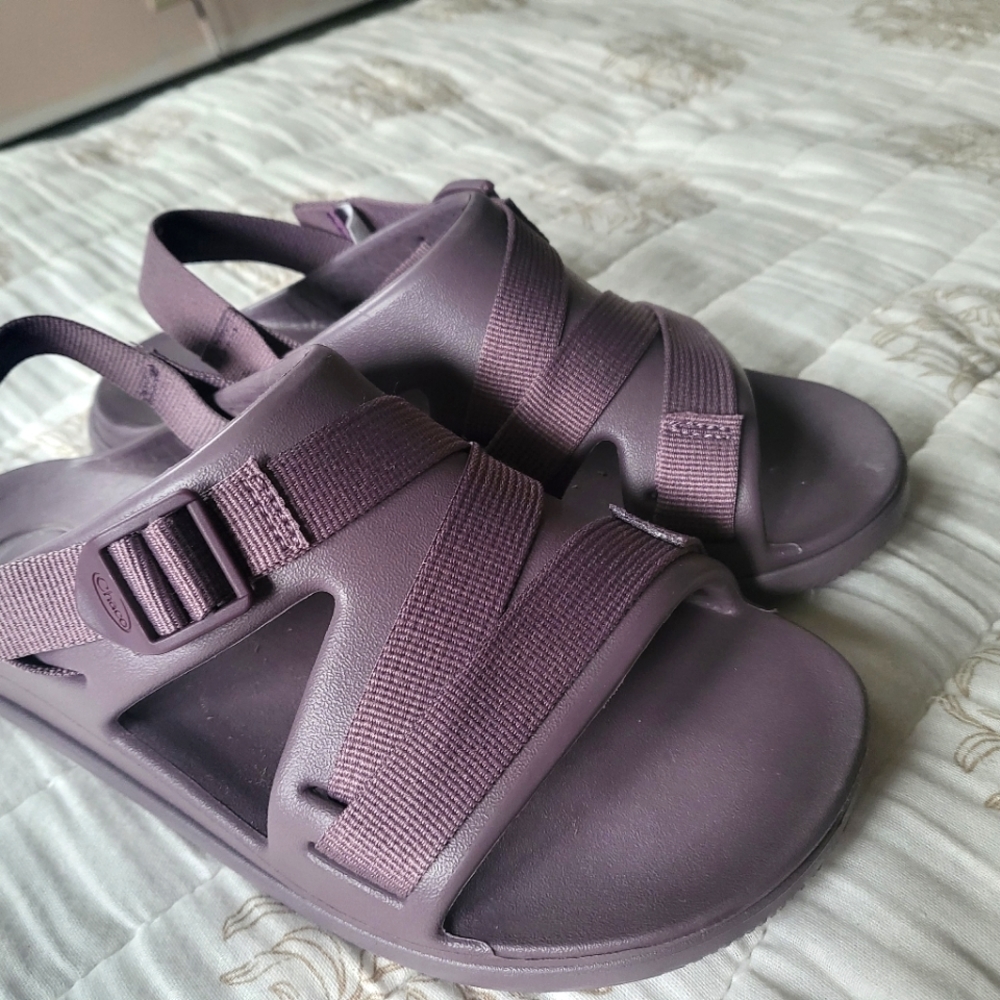 Chaco Cillos Sport sandals in purple, size 7, adjustable women's sandals